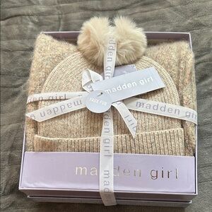Madden Girl Beige Knit Beanie and Scarf Set